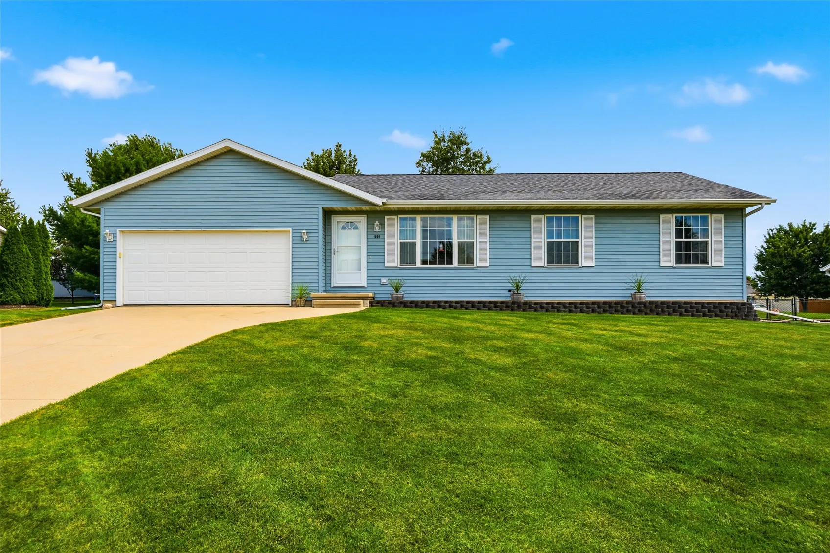 506 Grace Avenue, Urbana, Iowa 52345 – Property Featured Image