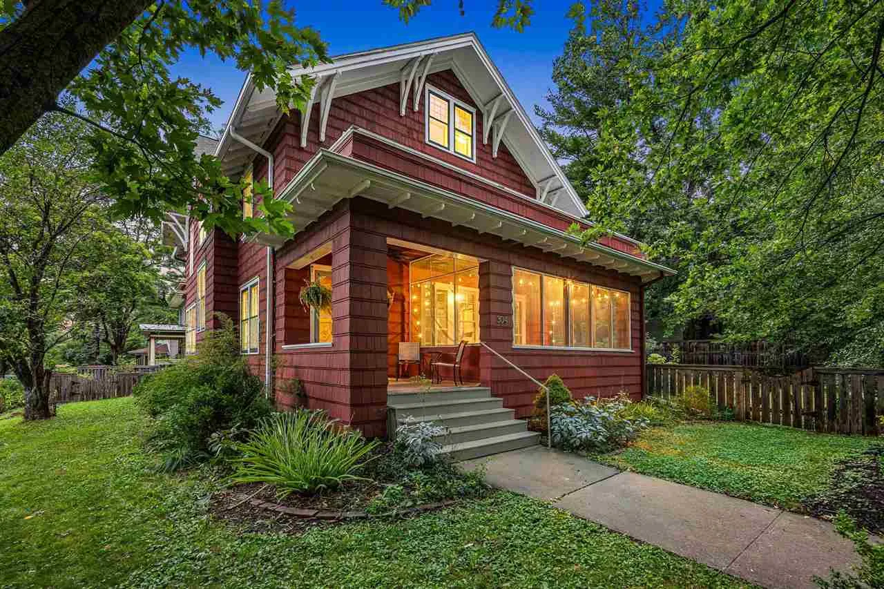304 Brown Street, Iowa City, Iowa 52245 – Property Featured Image
