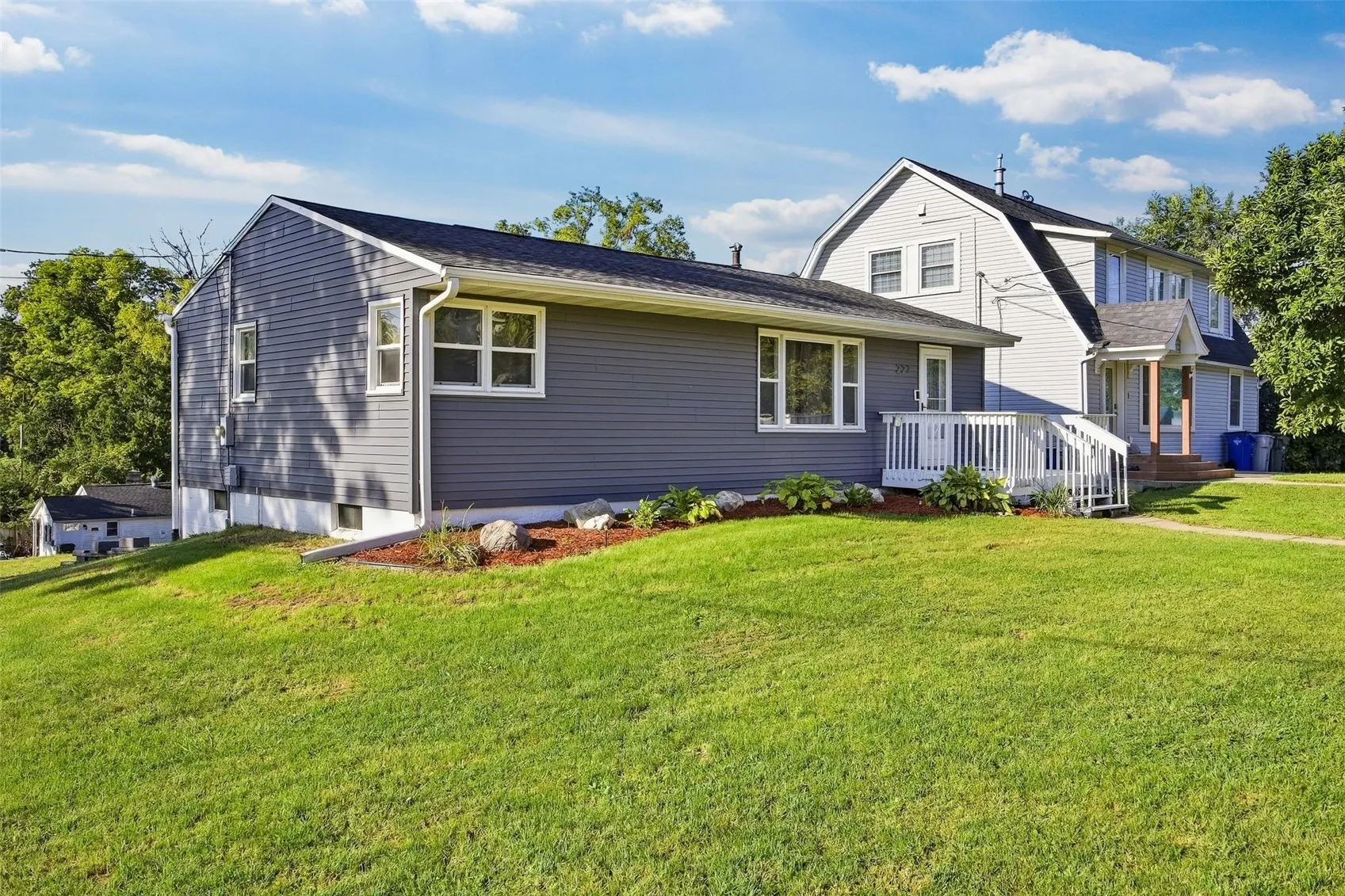 227 29th Avenue SW, Cedar Rapids, Iowa 52404 – Property Featured Image