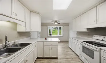 Cedar Rapids, Iowa 52402, Residential, Sale, MLS #2606292