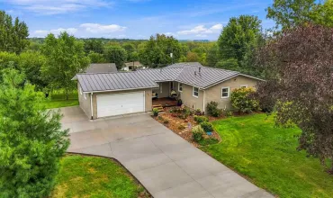 Solon, Iowa 52333, Residential, Sale, MLS #202605584