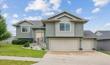 Iowa City, Iowa 52245, Residential, Sale, MLS #202605594