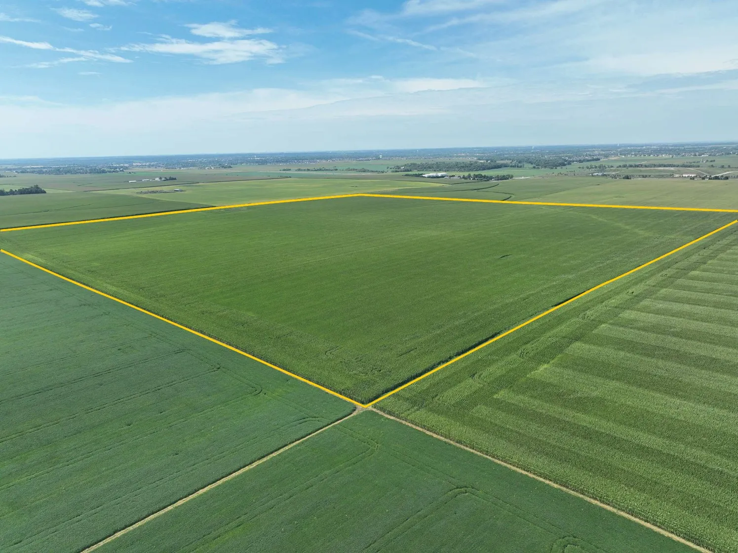 1747 Big Springs Road, Marion, Iowa 52302 – Property Featured Image