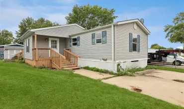 Iowa City, Iowa 52240, Residential, Sale, MLS #202605612