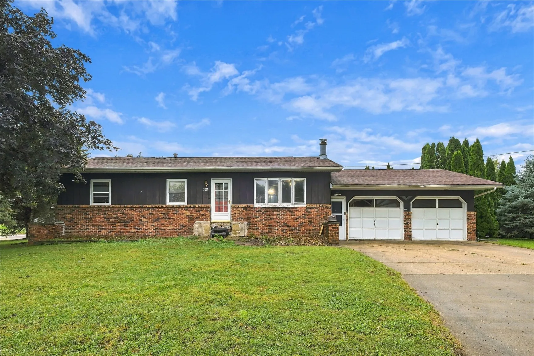 310 E 5th Street, Tama, Iowa 52339 – Property Featured Image