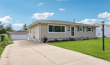 Cedar Rapids, Iowa 52402, Residential, Sale, MLS #2606605