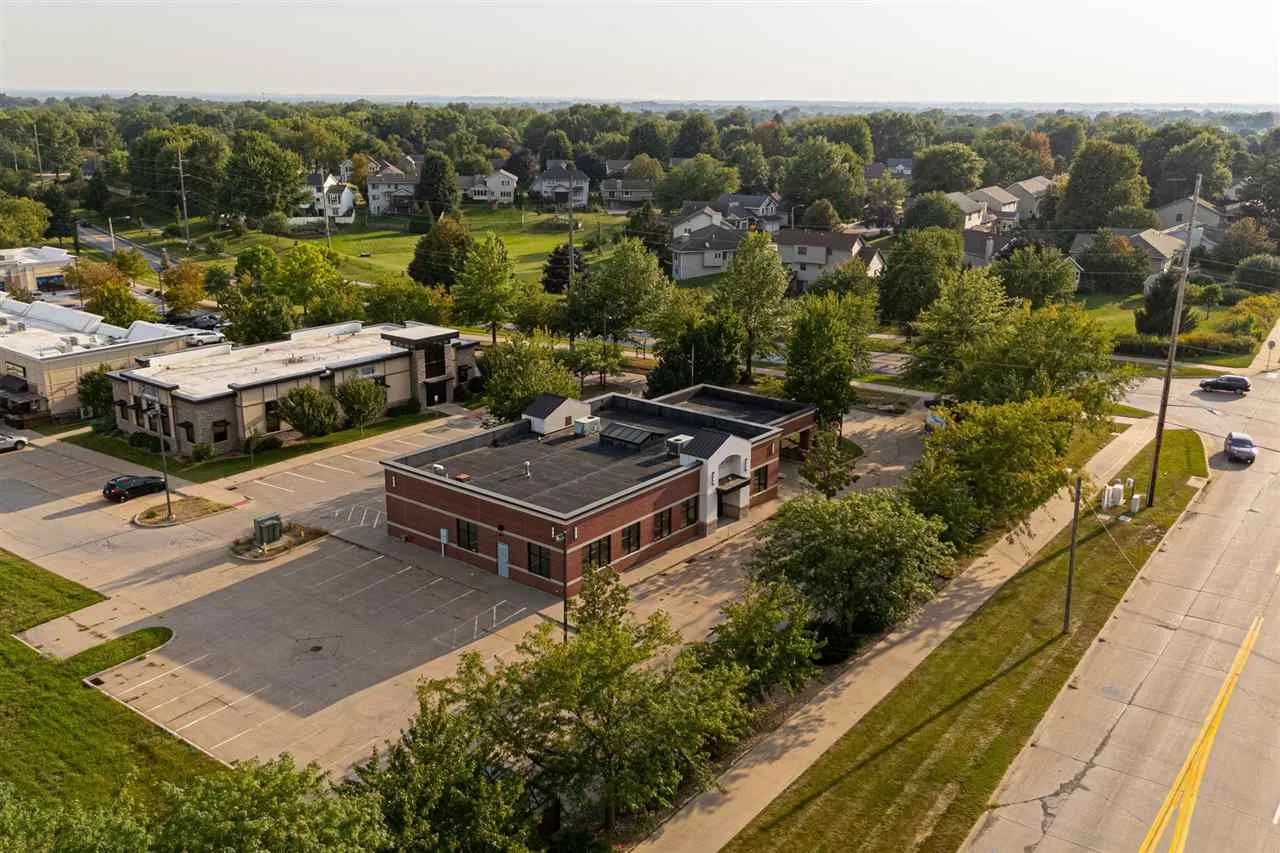 551 Westbury Rd, Iowa City, Iowa 52245 – Property Featured Image