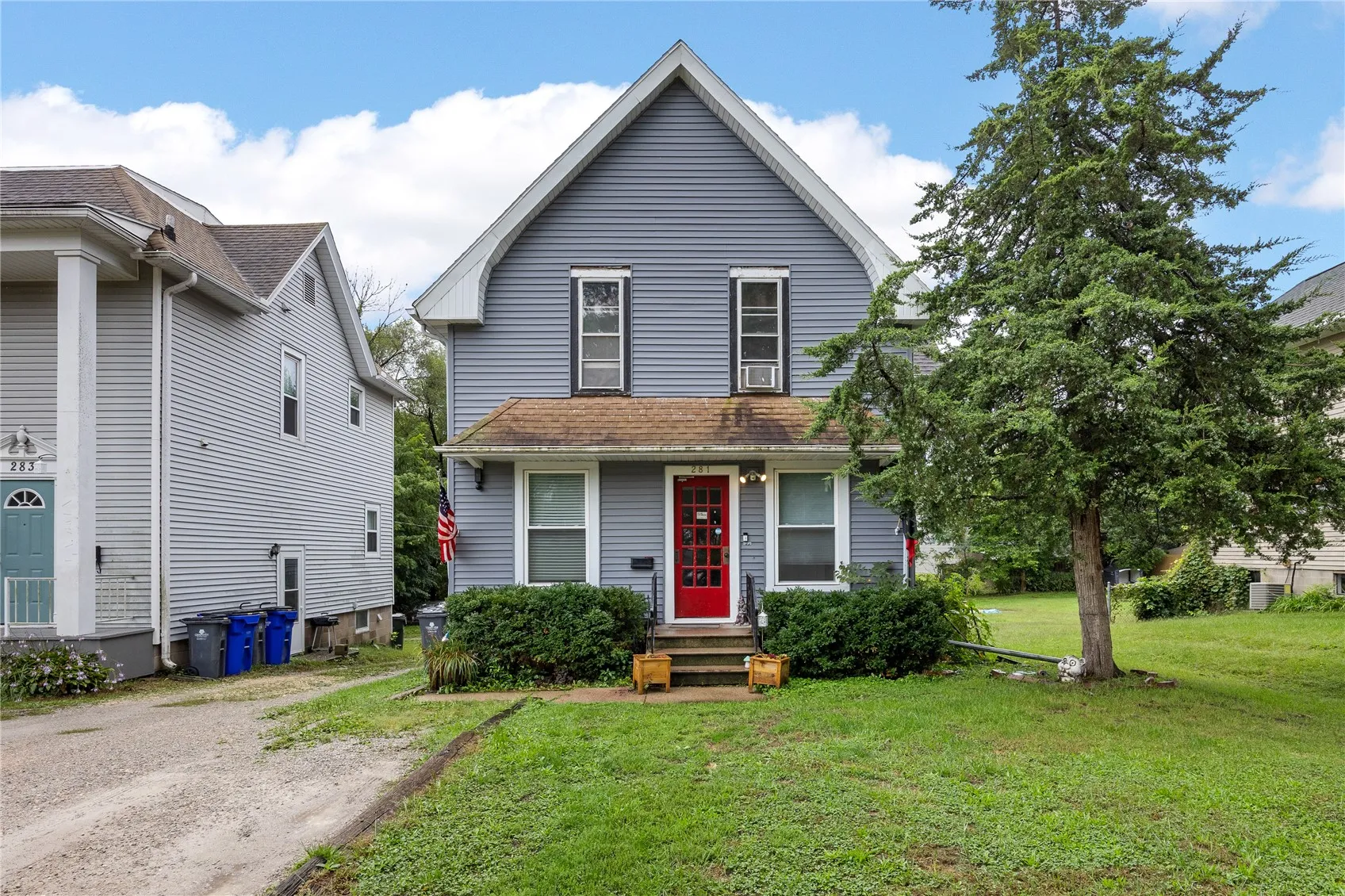 281 34th Street Drive SE, Cedar Rapids, Iowa 52403 – Property Featured Image