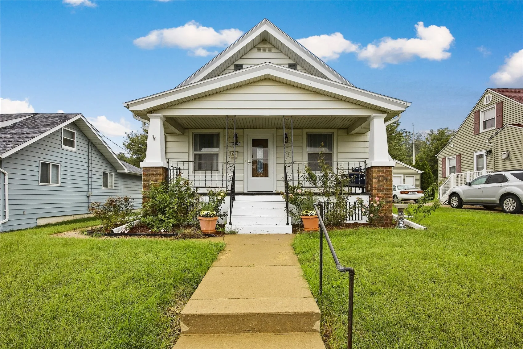 1724 J Ave NE, Cedar Rapids, Iowa 52402 – Property Featured Image