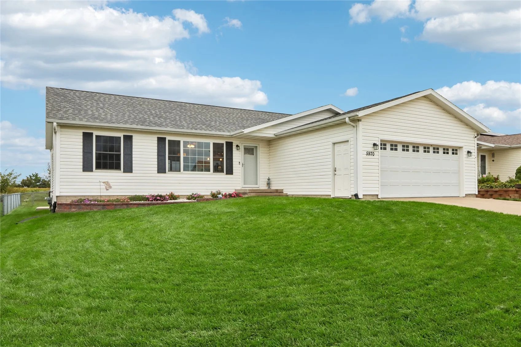 5970 York Avenue, Marion, Iowa 52302 – Property Featured Image