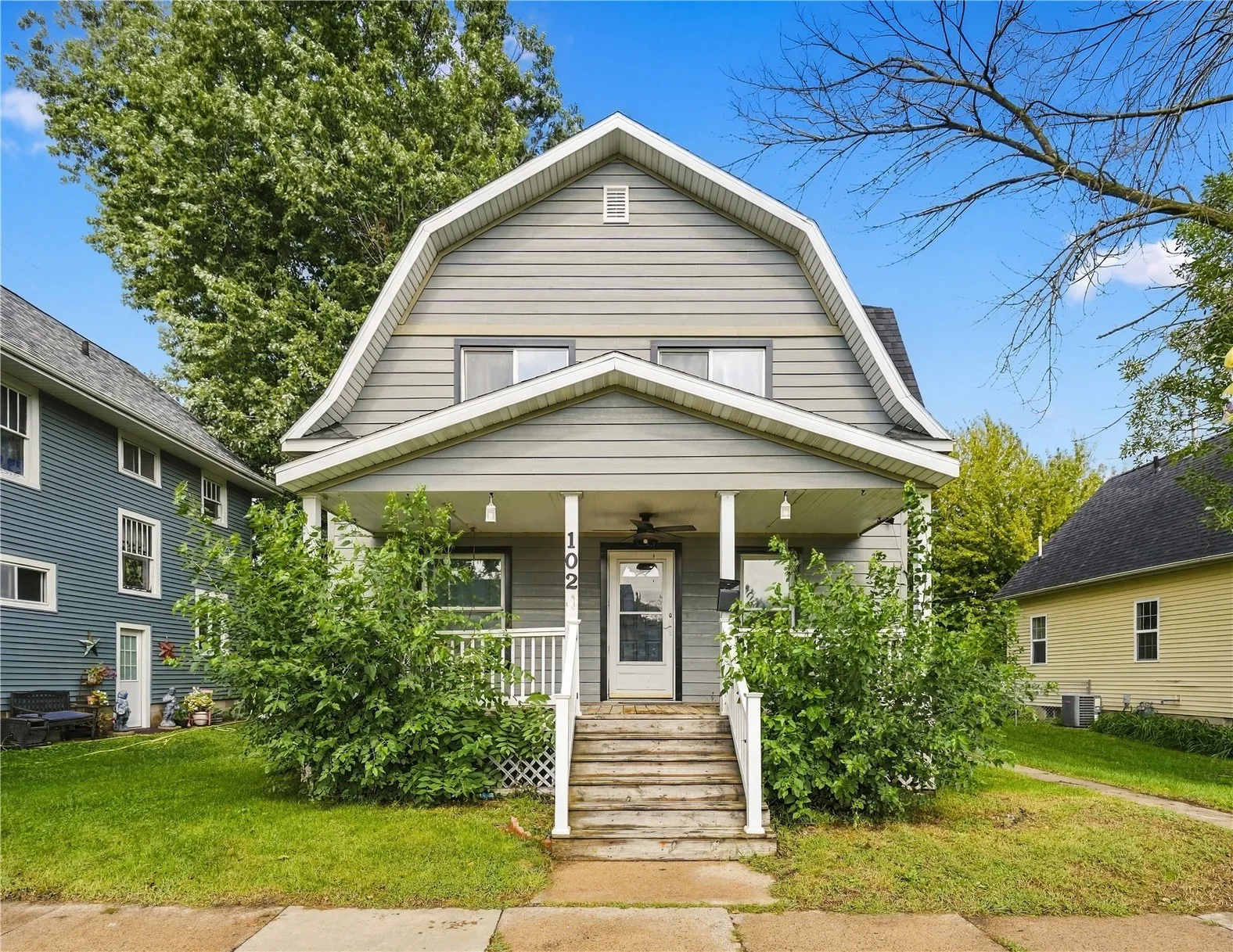 1024 D Avenue NW, Cedar Rapids, Iowa 52405 – Property Featured Image