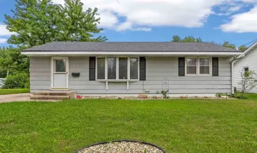 Hiawatha, Iowa 52233, Residential, Sale, MLS #202605770