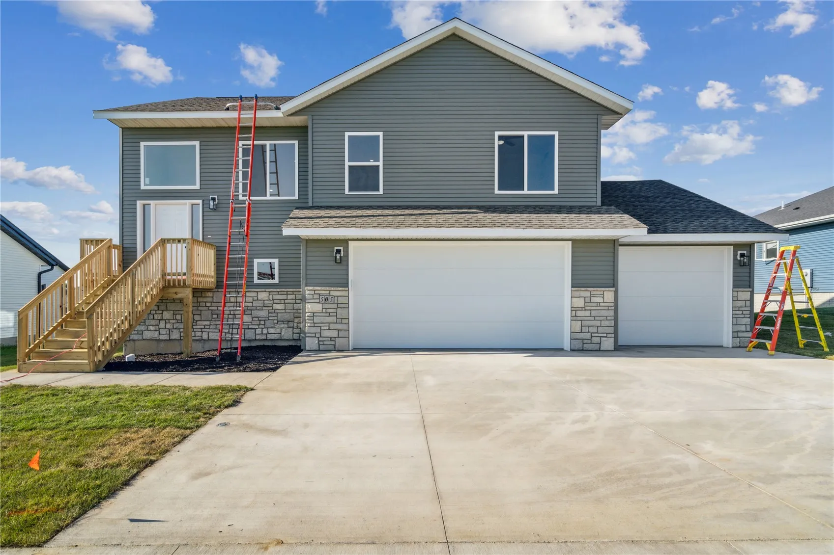 1000 S 11th Ave, Washington, Iowa 52353 – Property Featured Image