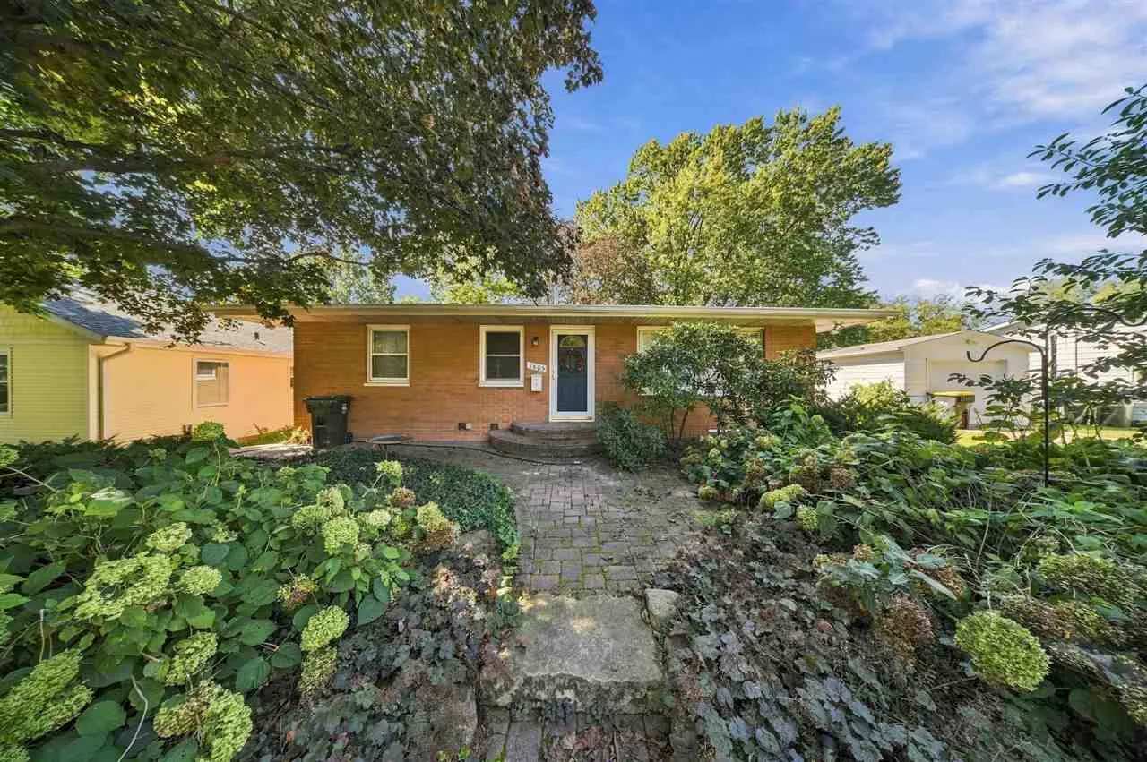 1605 Ridge St., Iowa City, Iowa 52240 – Property Featured Image