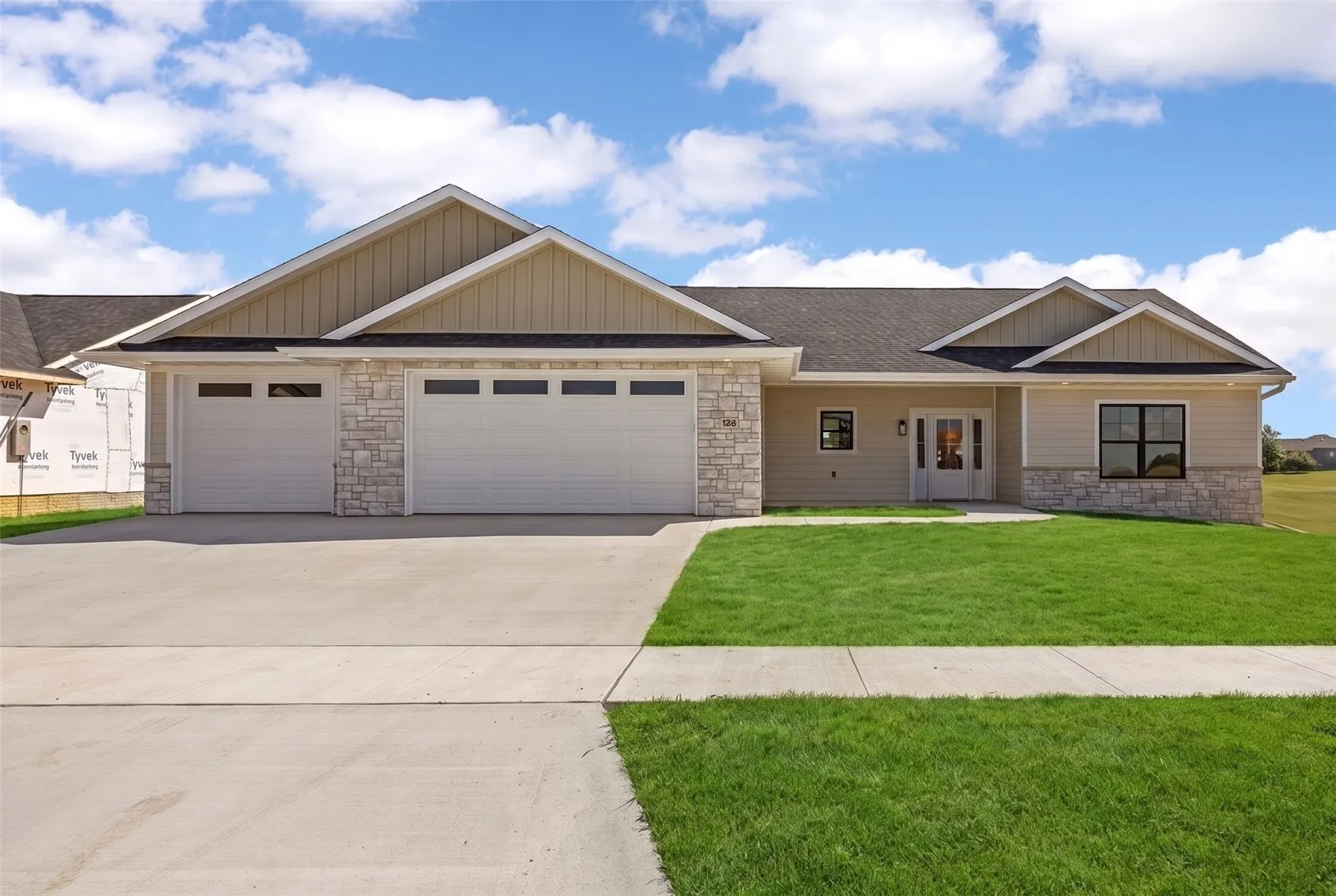 524 Park View Court, Mt Vernon, Iowa 52314 – Property Featured Image