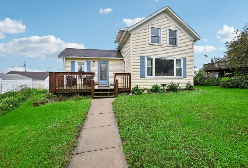 Vinyl siding & updated windows