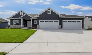 Hiawatha, Iowa 52233, Residential, Sale, MLS #202605882