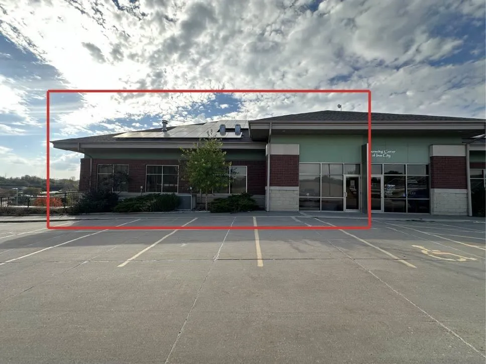 3030 Northgate Dr Unit Ste D, Iowa City, Iowa 52245 – Property Featured Image