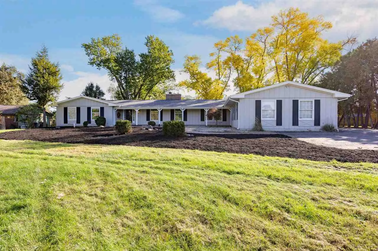 2915 Indian Hill Rd SE, Cedar Rapids, Iowa 52403 – Property Featured Image