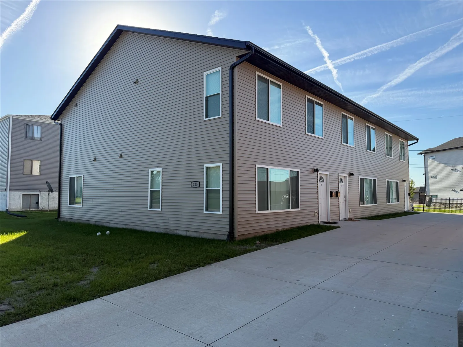 225 Clymer Road, Hiawatha, Iowa 52233 – Property Featured Image