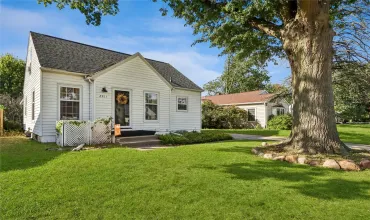 Cedar Rapids, Iowa 52403, Residential, Sale, MLS #2607058
