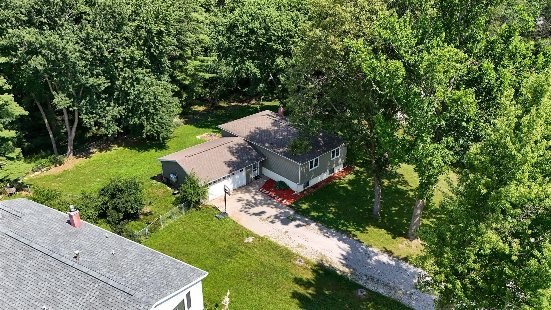 1948 Surf Drive NE, Solon, Iowa 52333 – Property Featured Image
