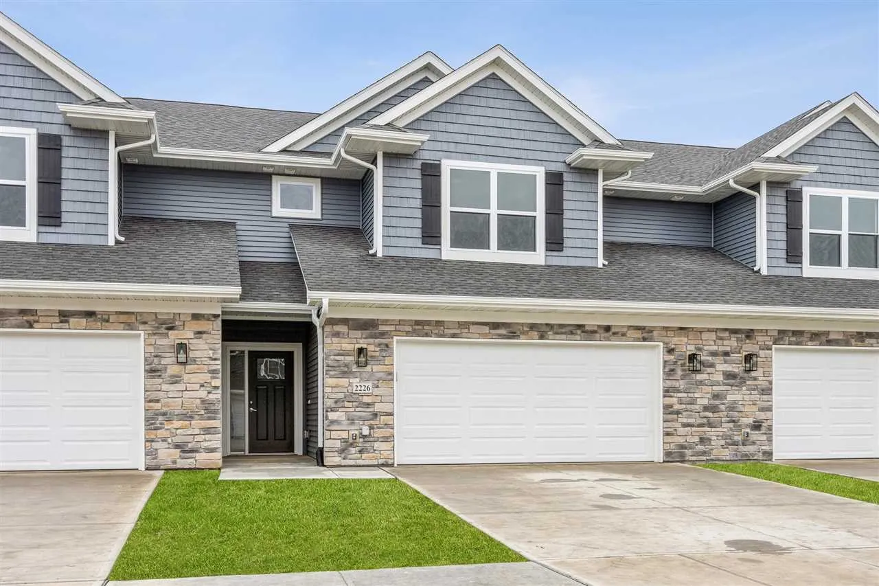 2233 Eversull Ln, North Liberty, Iowa 52317 – Property Featured Image