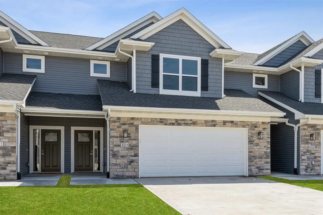2231 Eversull Ln, North Liberty, Iowa 52317 – Property Featured Image