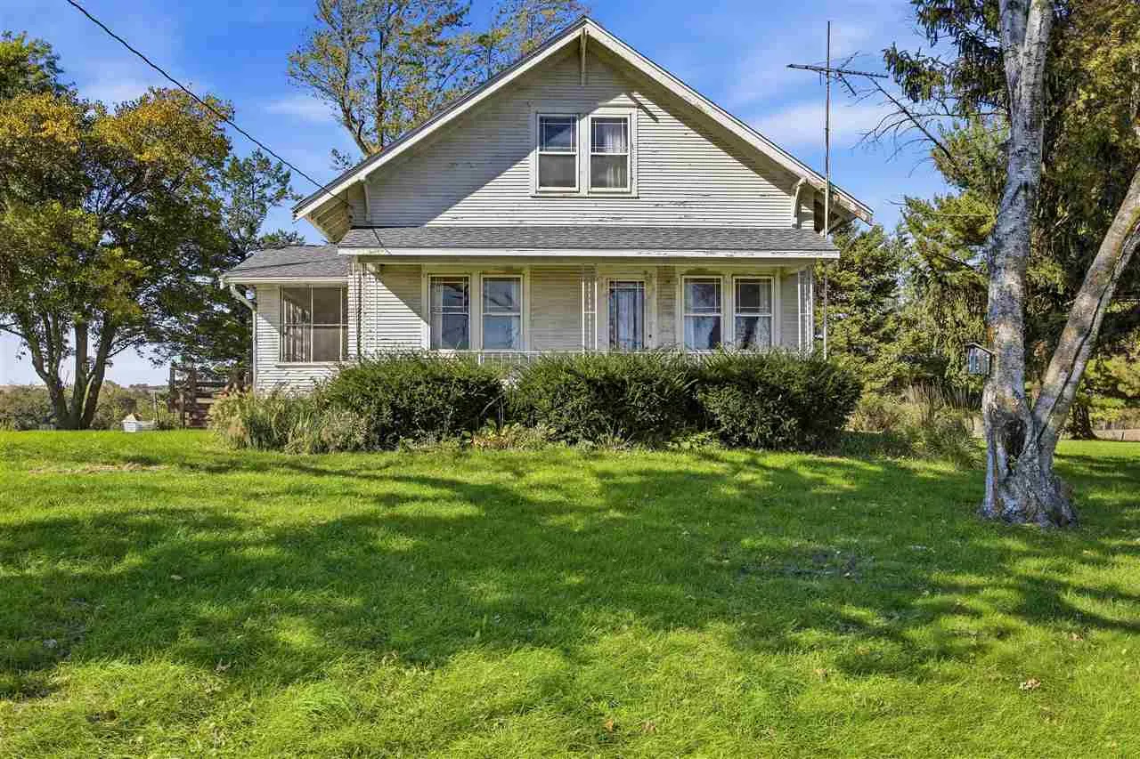 1981 WHITE OAK AVE, Solon, Iowa 52333 – Property Featured Image