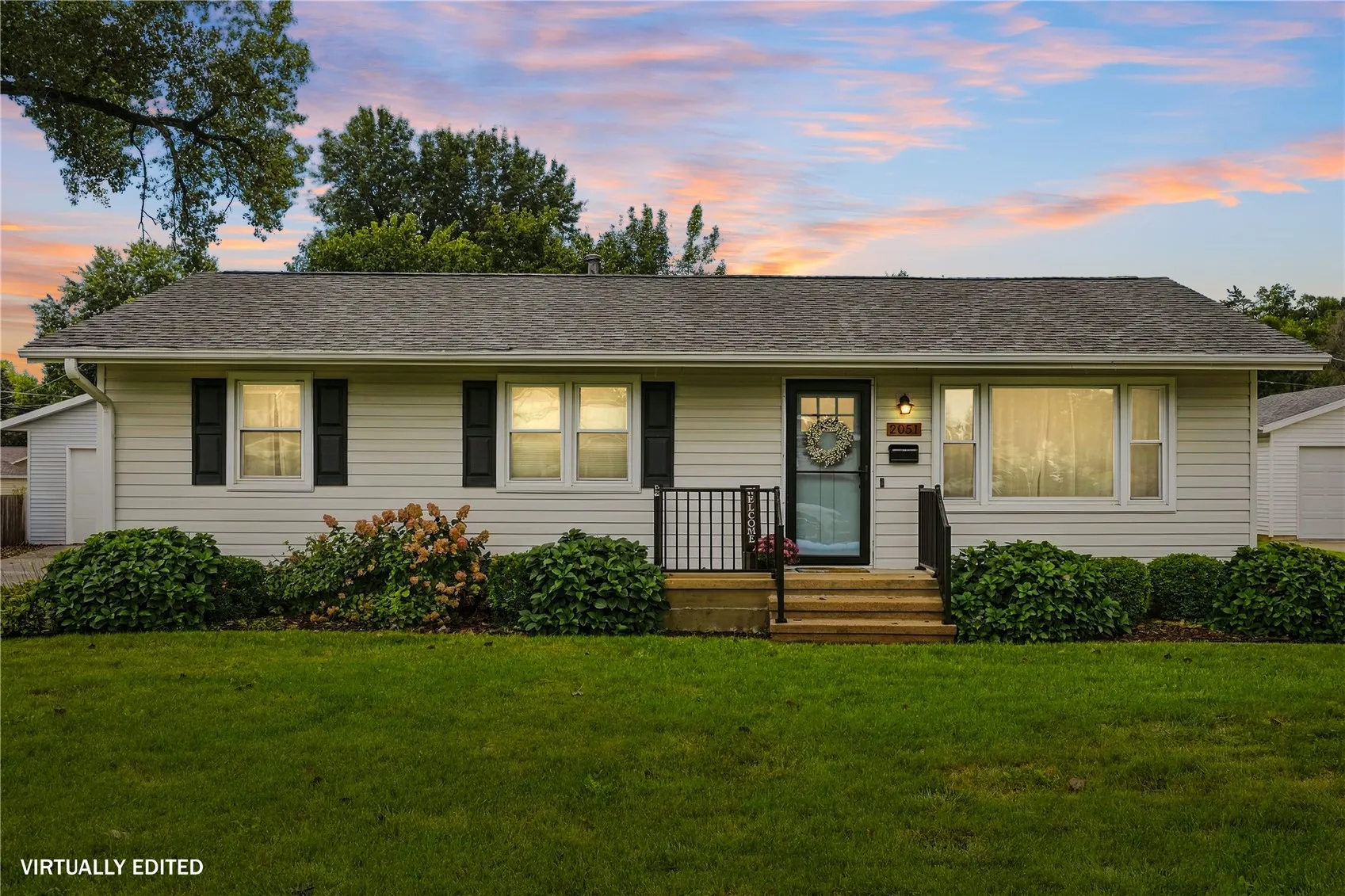2051 Brookland Drive NE, Cedar Rapids, Iowa 52402 – Property Featured Image