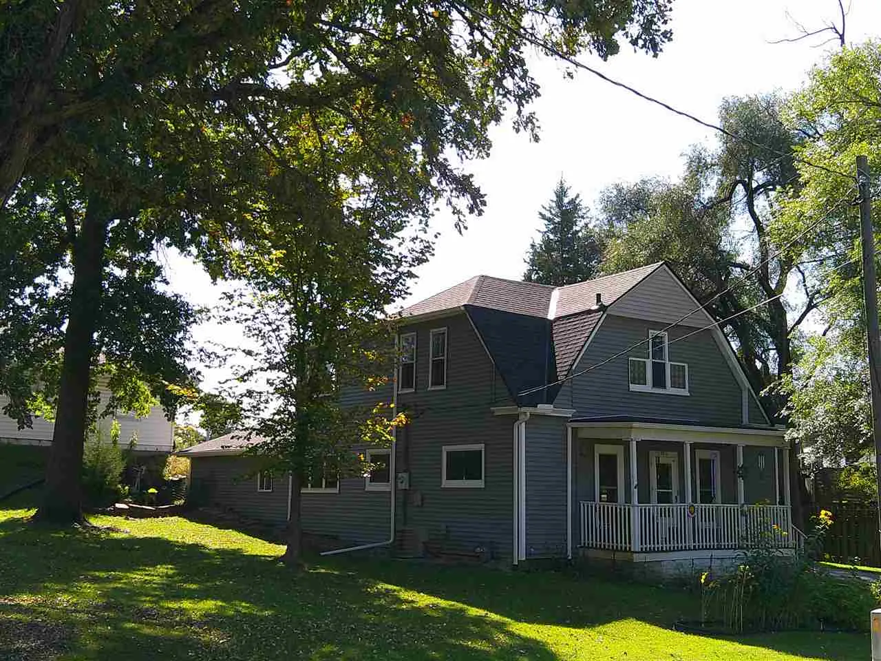 306 Parham St, Muscatine, Iowa 52761 – Property Featured Image