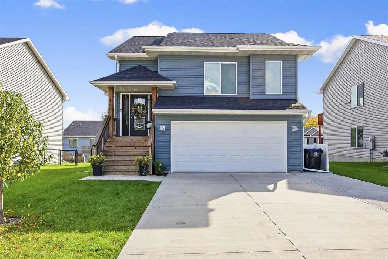 866 Nye Way, Coralville, Iowa 52241 – Property Featured Image