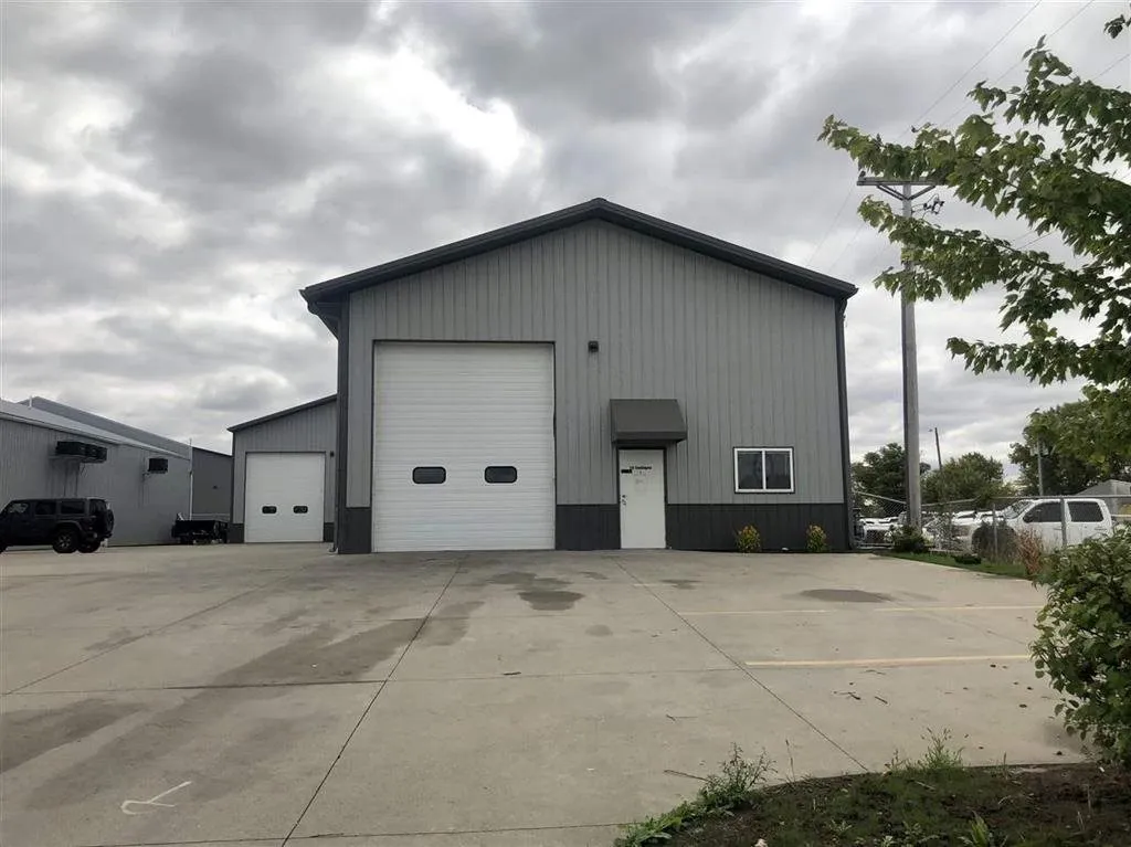 115 Southgate Ave Unit 1, Iowa City, Iowa 52240 – Property Featured Image