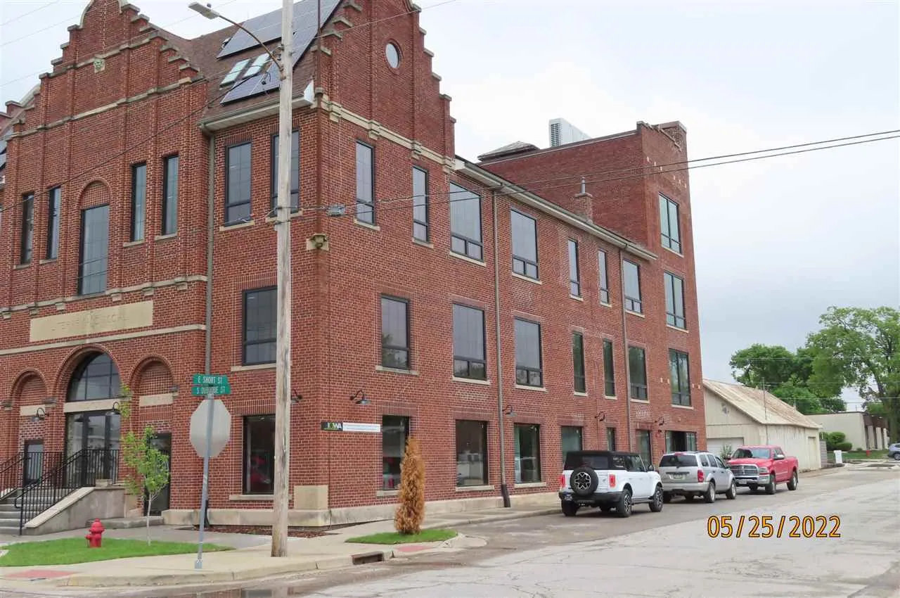 130 S Dubuque St Unit 306, Solon, Iowa 52333 – Property Featured Image