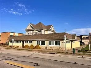 350 3rd Avenue SW Unit 100, Cedar Rapids, Iowa 52404 – Property Featured Image