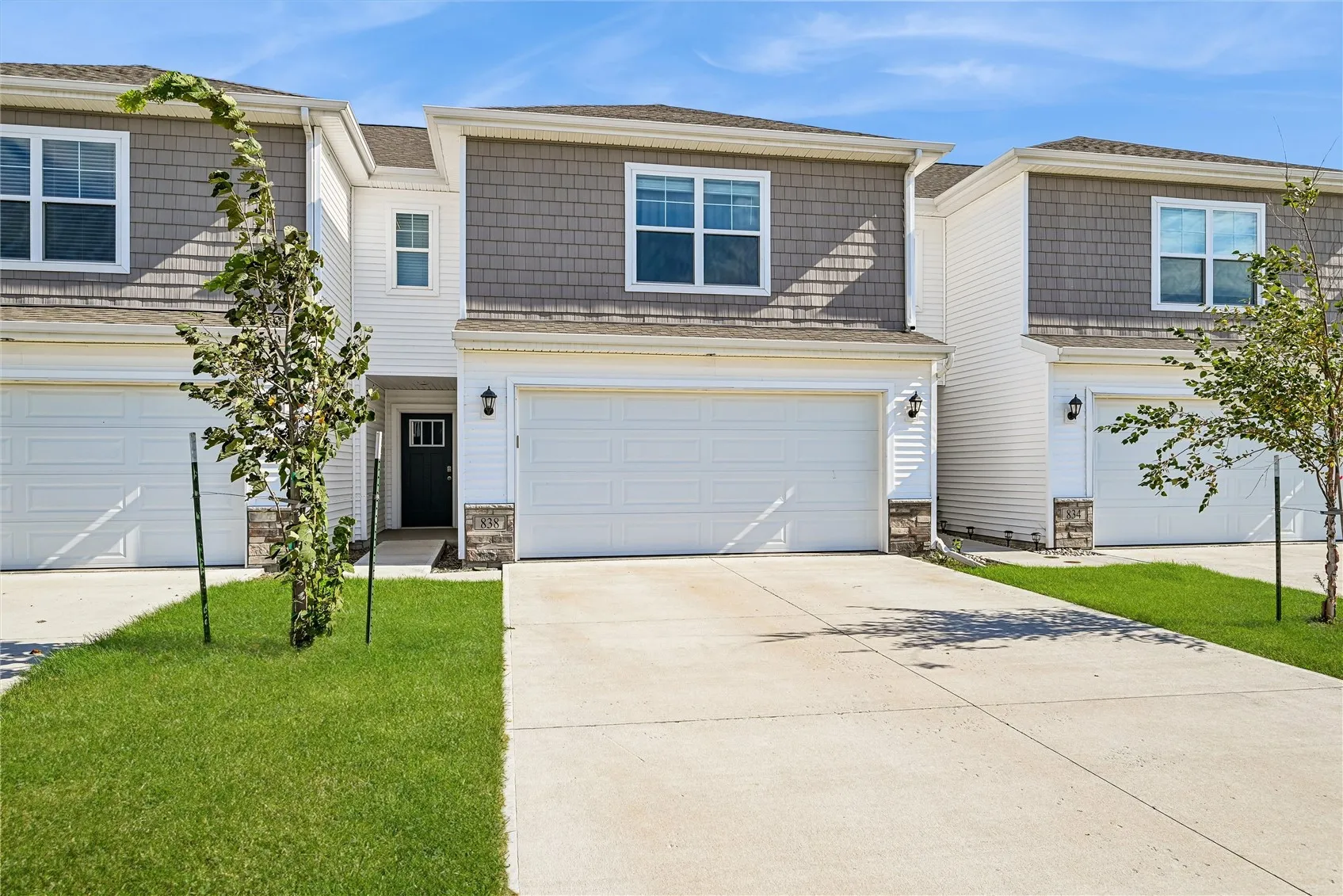 838 Oak Dr, Palo, Iowa 52324 – Property Featured Image