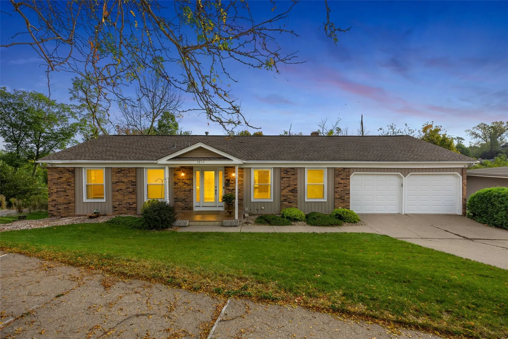 3854 Lost Valley Road SE, Cedar Rapids, Iowa 52403 – Property Featured Image