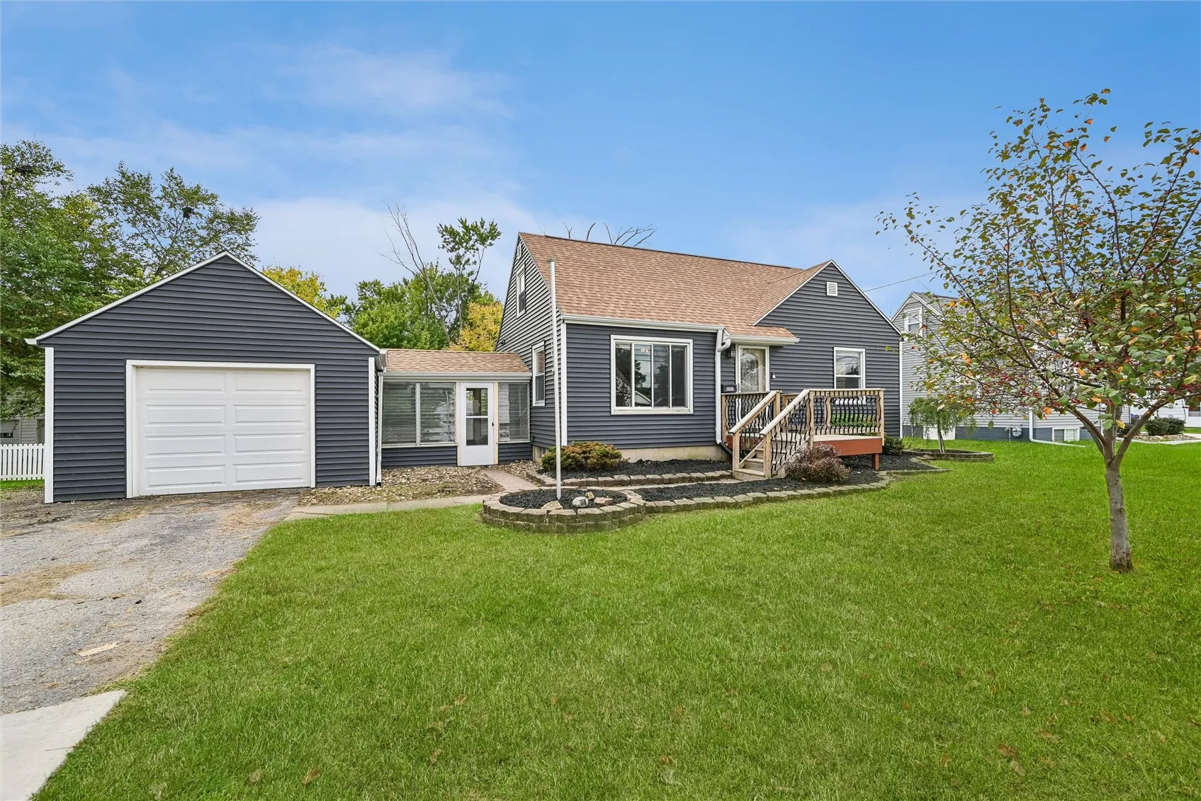 1117 35th Street NE, Cedar Rapids, Iowa 52402 – Property Featured Image