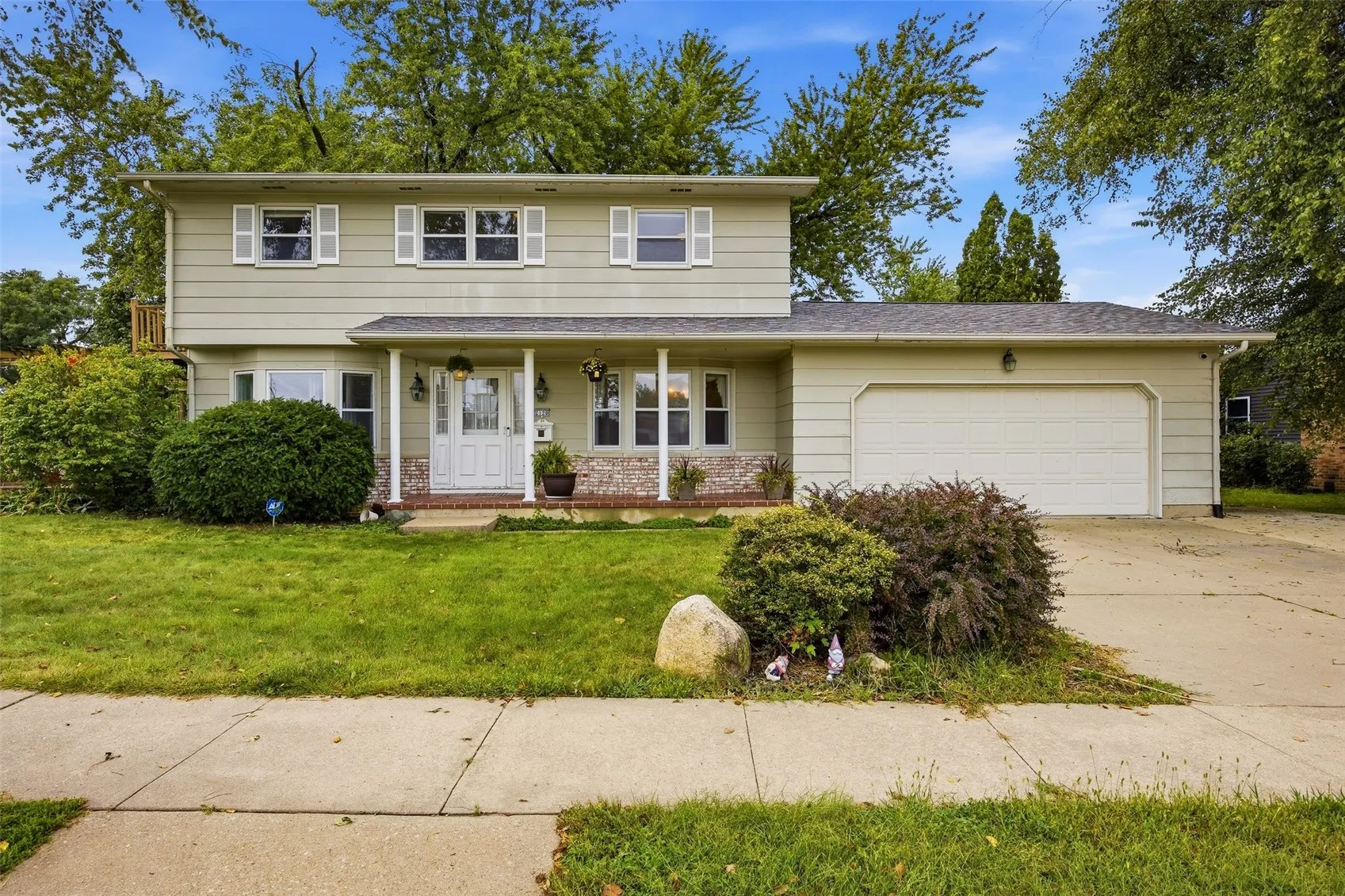 2120 27th Street, Marion, Iowa 52302 – Property Featured Image