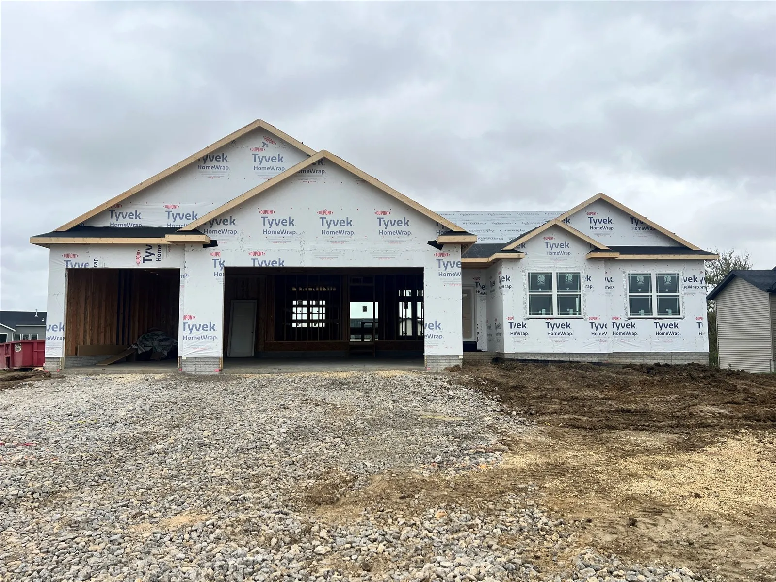 2402 Prairie Knoll Court NW, Cedar Rapids, Iowa 52405 – Property Featured Image