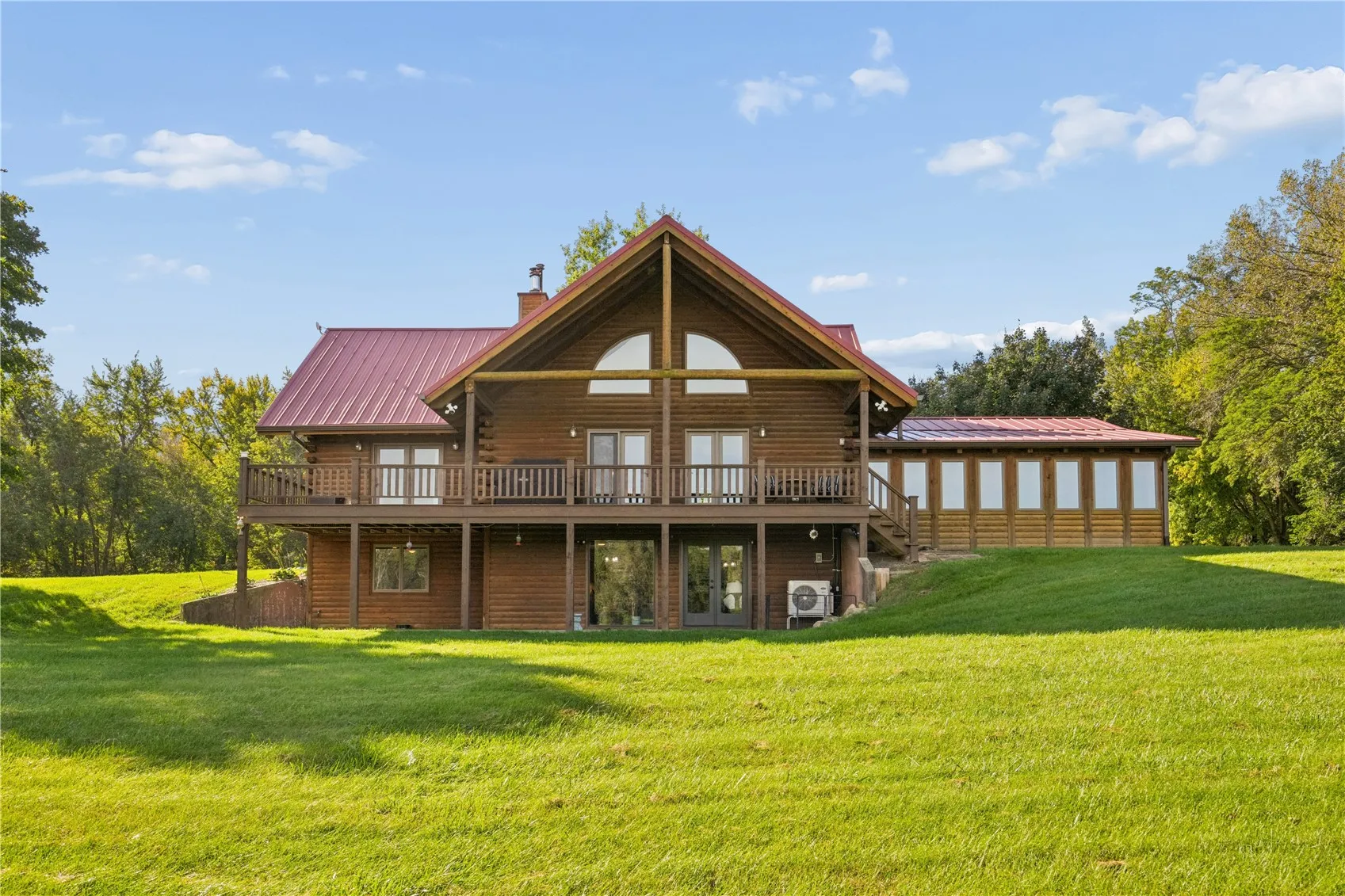 57 Solon Road, Solon, Iowa 52333 – Property Featured Image