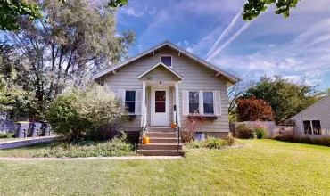 Iowa City, Iowa 52240-2002, Residential, Sale, MLS #202606200