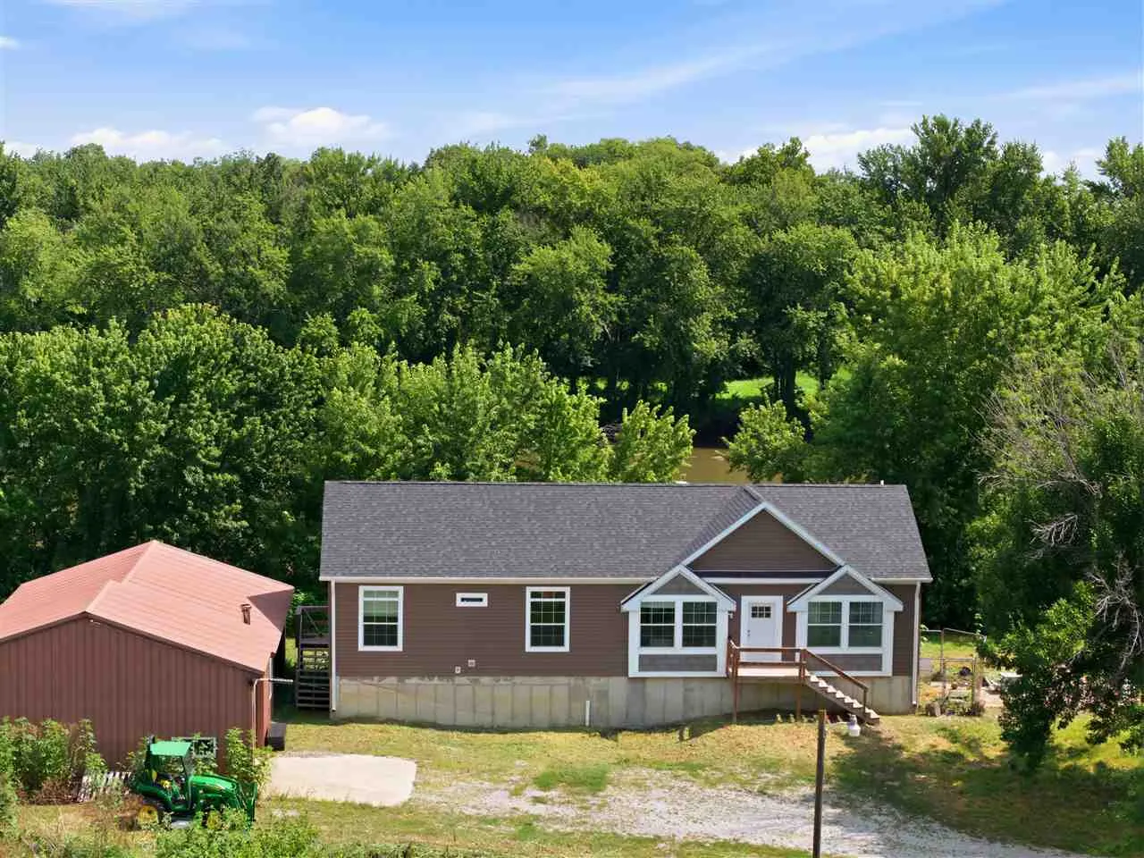 3350 150th St, Riverside, Iowa 52327 – Property Featured Image