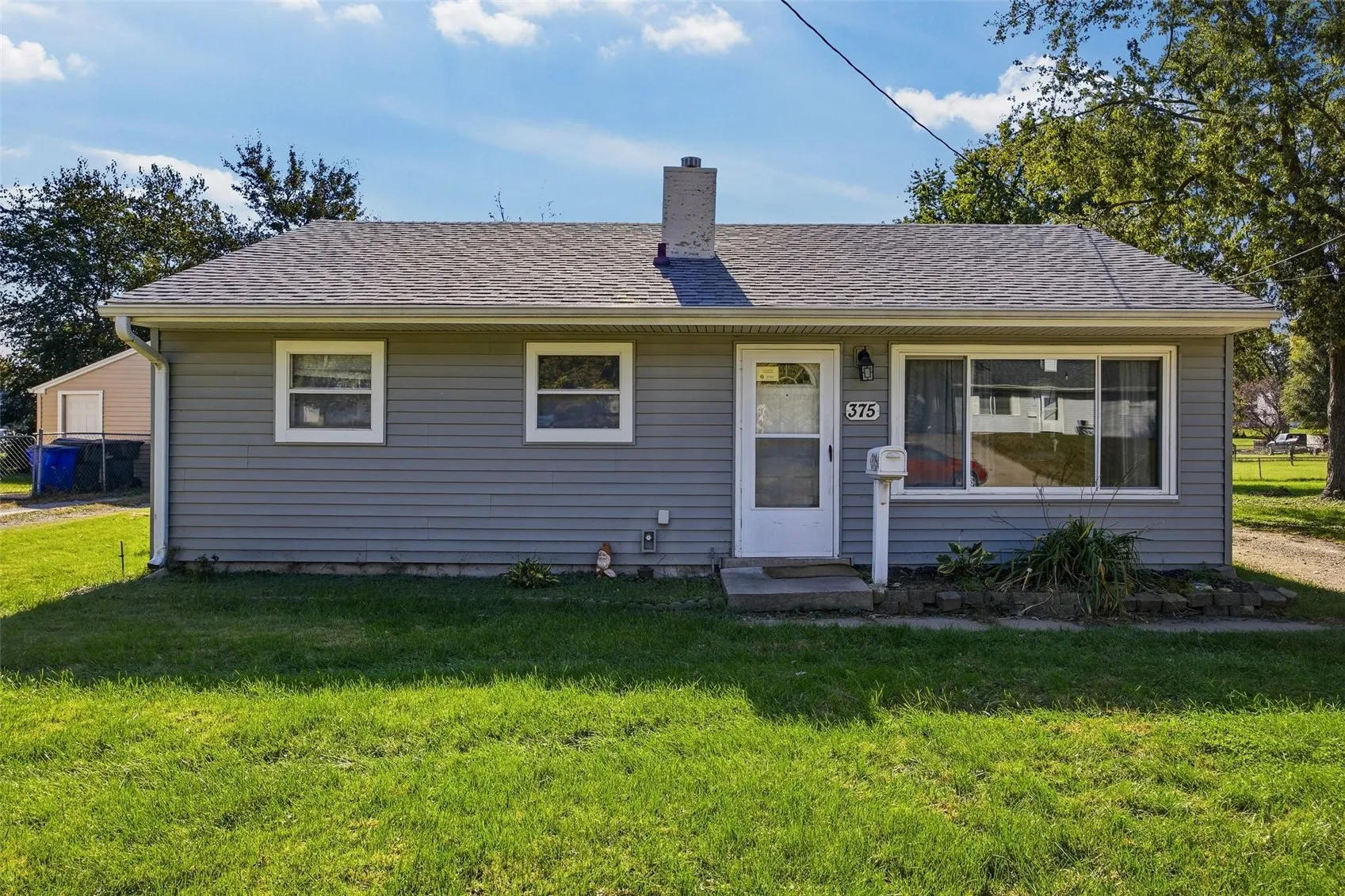 375 26th Avenue SW, Cedar Rapids, Iowa 52404 – Property Featured Image