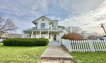 302 S D Ave., Washington, Iowa 52353, 4 Bedrooms Bedrooms, ,1 BathroomBathrooms,Residential,For Sale,302 S D Ave.,202306003
