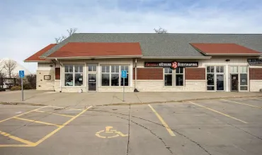 2761 Oakdale Blvd, Coralville, Iowa 52241, ,Commercial Sale,For Sale,Oakdale Blvd,202306487