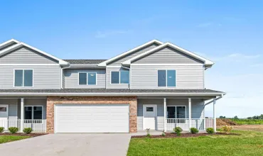 1666 Aspen Ct, North Liberty, Iowa 52317, 3 Bedrooms Bedrooms, ,2 BathroomsBathrooms,Residential,For Sale,Aspen Ct,202400212