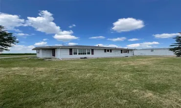 32729 110th, Fremont, Iowa 52561, 3 Bedrooms Bedrooms, ,2 BathroomsBathrooms,Residential,For Sale,110th,2404430