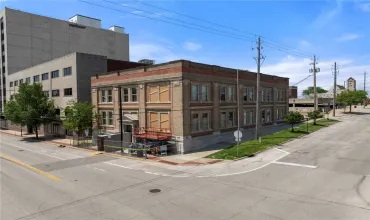 Commercial Sale,526 2nd, Cedar Rapids, Iowa 52401,2403831