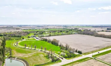 Lot 3 Pleasant Valley Drive SE, Iowacity, Iowa 52240, ,Land,For Sale,Pleasant Valley Drive SE,202404607